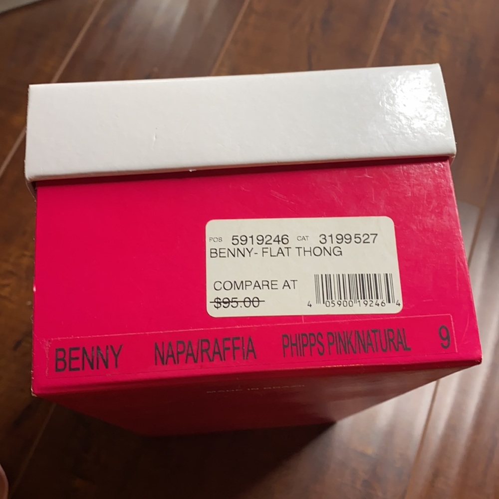 Lilly Pulitzer Benny Thong Sandals - Picture 5 of 5